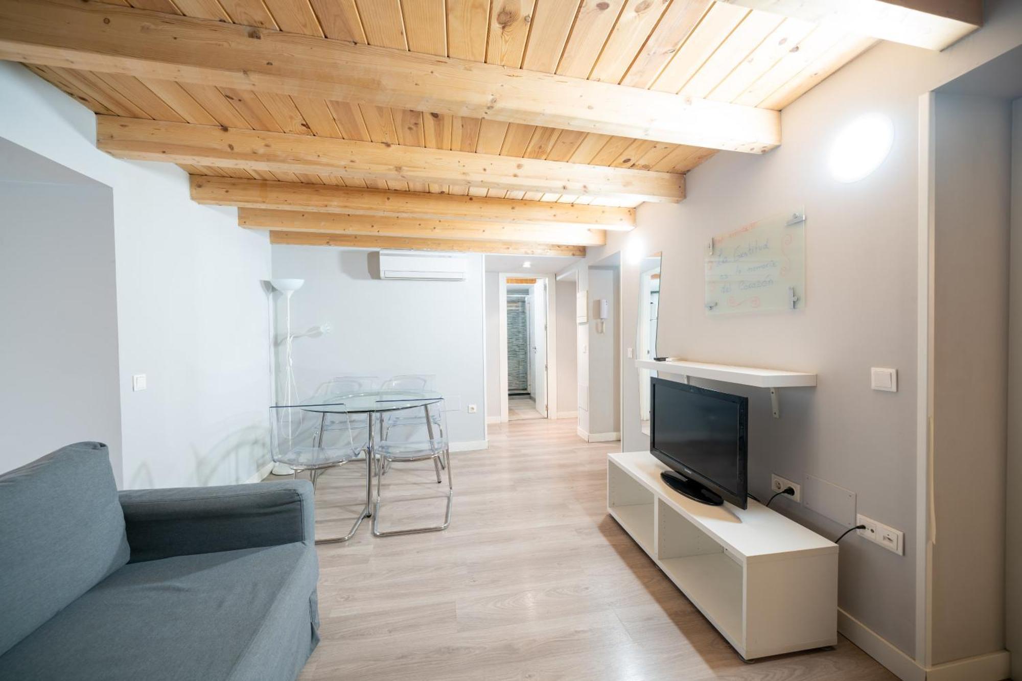 Apartamentos Go - Leopoldo Cano Center バリャドリド エクステリア 写真