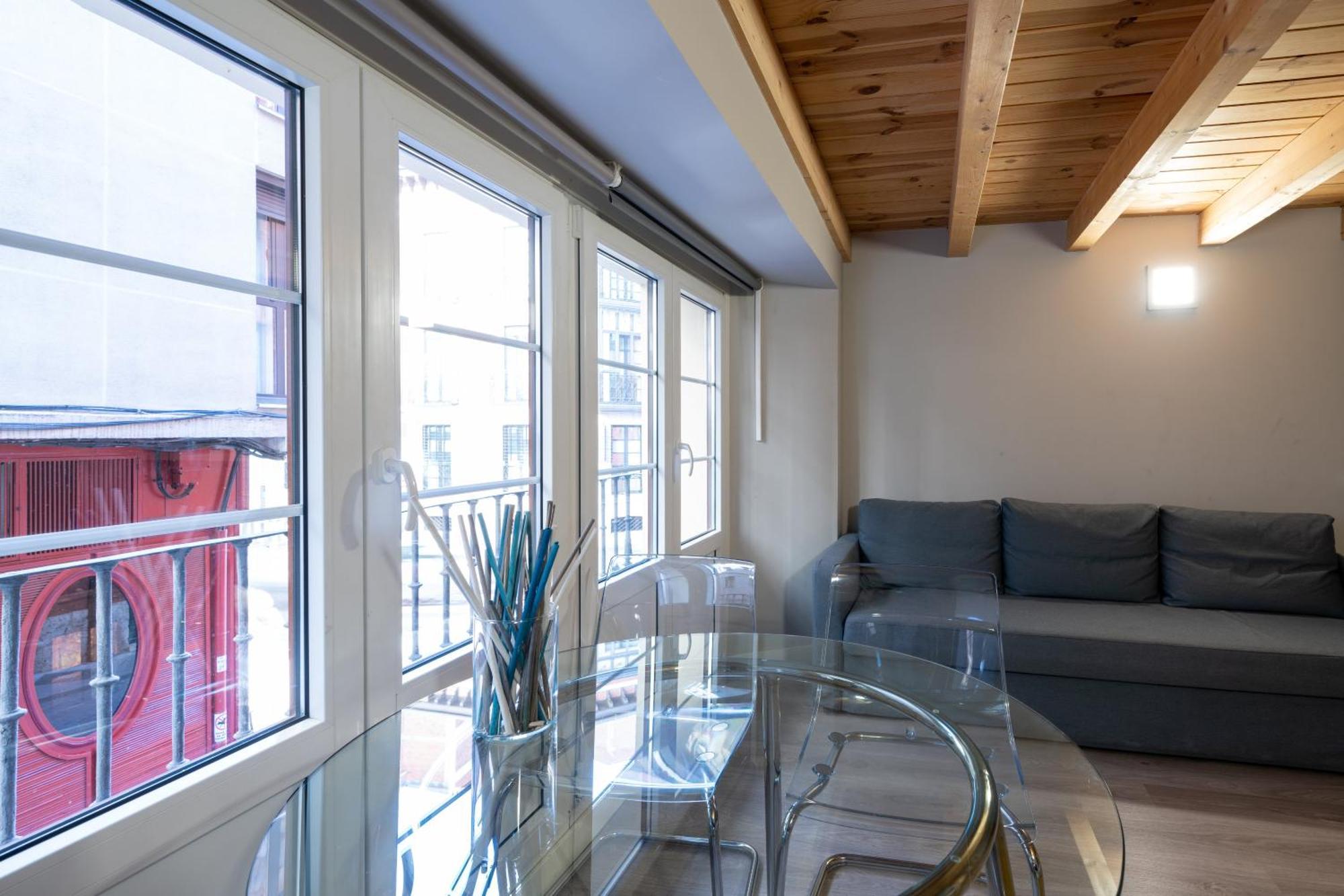 Apartamentos Go - Leopoldo Cano Center バリャドリド エクステリア 写真
