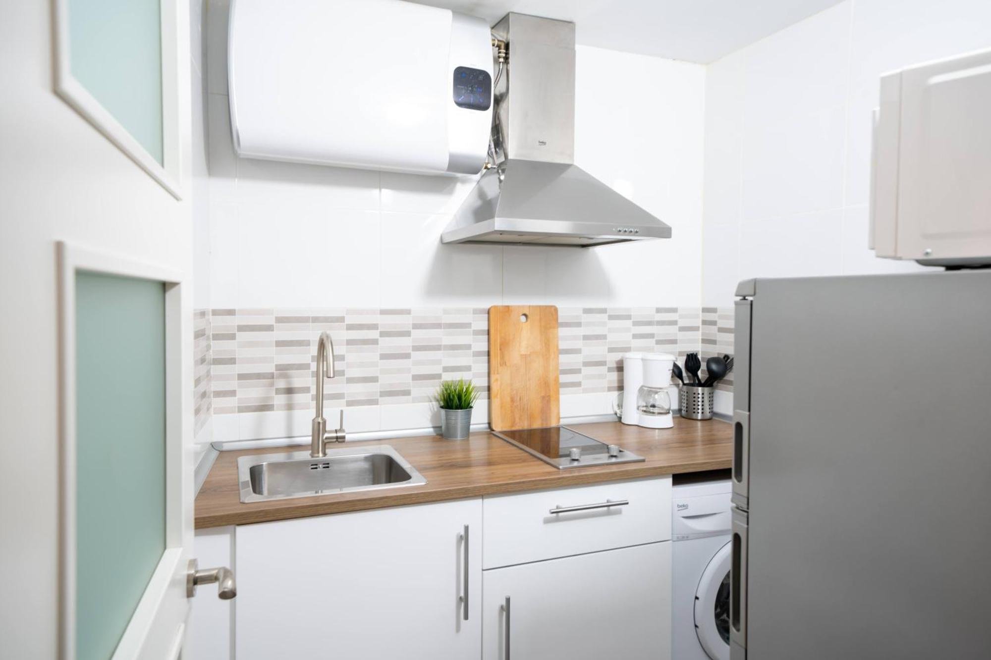 Apartamentos Go - Leopoldo Cano Center バリャドリド エクステリア 写真