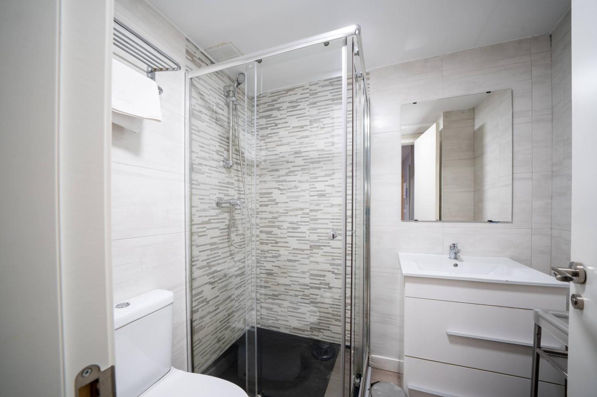 Apartamentos Go - Leopoldo Cano Center バリャドリド エクステリア 写真