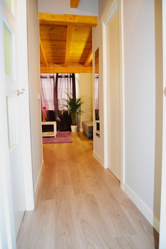 Apartamentos Go - Leopoldo Cano Center バリャドリド エクステリア 写真
